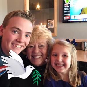 Meet your Posher, Myra